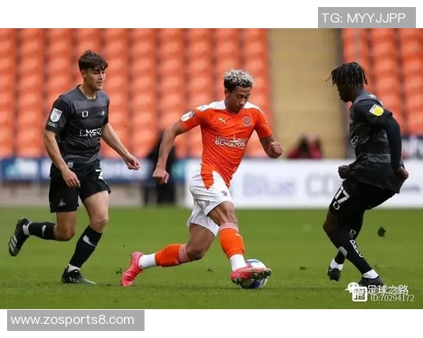 掌握足球边锋技巧提升比赛表现的全面指南与实用训练方法