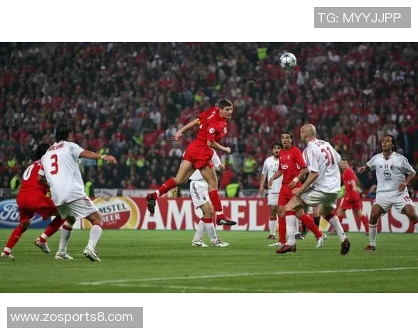 精彩足球赛录像回顾与分析让你重温比赛瞬间与精彩进球时刻